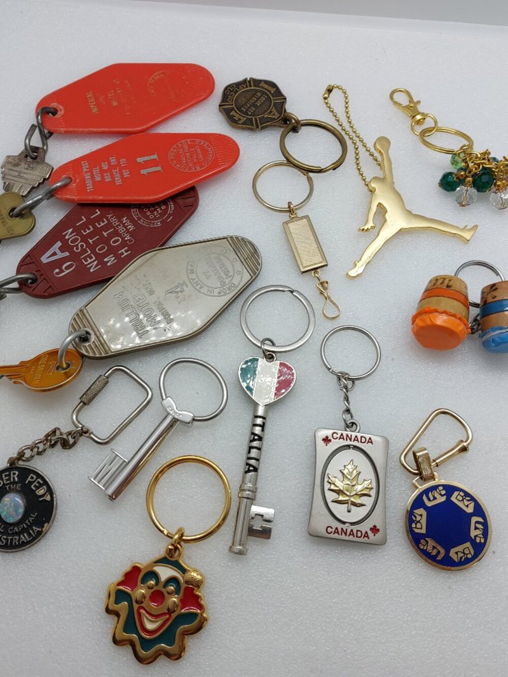 Lot of 15 Gold & Silver Tone Keychains Vintage Hotel Motel Keychain